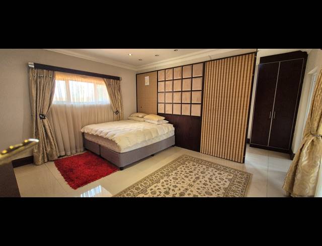 5 BEDROOM HOUSE FOR SALE IN IZINGA RIDGE
